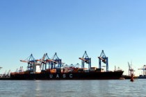 小洋船国际物流查询(小洋山临时客运码头航线恢复，80余吨货物用于临港车企复工)