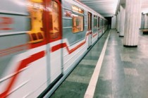 深圳到成都火车票(“宠”字号列车上线，成都相关的车次有这些，价格这样算→)