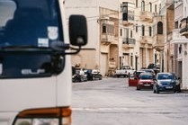 石家庄托运汽车物流公司(石家庄到海口轿车托运多少钱（石家庄到海口汽车物流公司）)