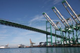 海上运输多少钱一吨(中美互征“港口费”正式开始，中方征收方式有玄机)