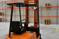 物流仓储是做什么的(别瞎找货架厂家！河北精联 6 大优势，仓储人都认这几点)