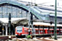 上海到重庆火车票查询(最低4折！1300余趟动车组列车票价优惠力度加大)