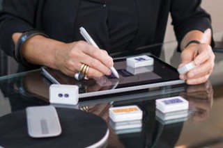 订单编号能查到物流吗(多账号管理难题？快递批量查询软件教你合并店铺物流，统一管理)