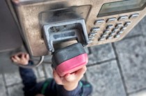 德邦电话(当心！快递单上这个小东西，可能“偷”走你的个人信息…)