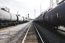 舟山物流公司(世界货物吞吐量第一的宁波舟山港，物流血脉是如何打通的？)