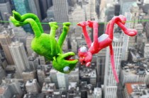 上海疫情最新动态(上海昨4+35,高风险+9！下阶段，如何走出疫情？张文宏发声)