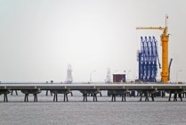 海运费查询国际海运费(美国对中国船收费，航运成本暴涨15亿，中国法律反击留后手)